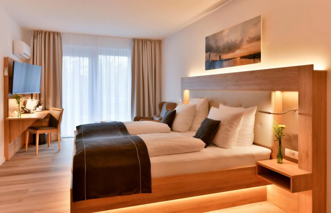 Four Stars By Hotel
